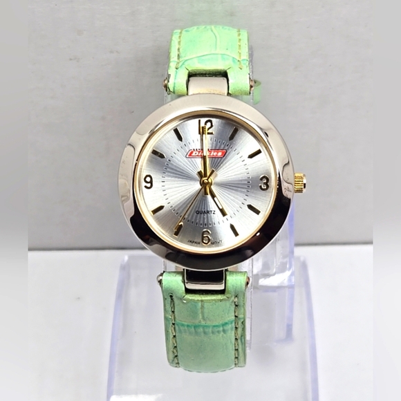 Dickies Womens LDX677WMP Quartz Watch Two Tone New Battery Leather Band - Picture 1 of 12